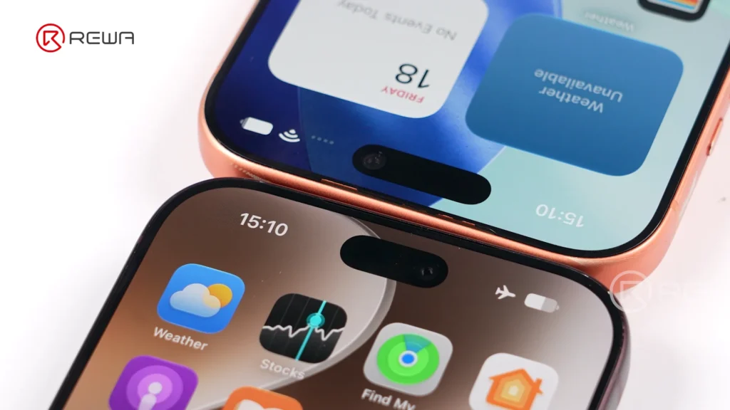 iphone 18 pro teardown: what changed inside and how does it affect repairability dynamic island comparison of iPhone 17 pro and iPhone 18 pro